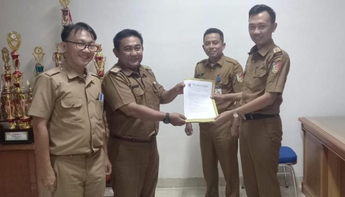 Dinas Komunikasi dan Informatika Serahkan Aplikasi SIBETE untuk Efisiensi Administrasi di Tulang Bawang