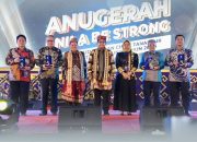 Pj Bupati Tulang Bawang Raih Penghargaan Anugerah Be Strong Festival Kebudayaan & Cinta Tanah Air 2025