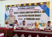 Estafet Kepemimpinan SMAN 1 Krui, Putrawan Jaya Diningrat Serahkan Jabatan ke Rodi Satria