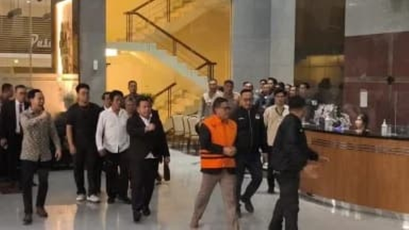KPK Tahan Sekjen PDIP Hasto Kristiyanto