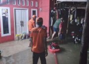 Pemkot Bandar Lampung Gerak Cepat Bantu Warga Bersihkan Sisa Lumpur Banjir