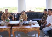 Hari Pertama Kerja, Wabup Irawan Topani Tinjau OPD di Pesisir Barat