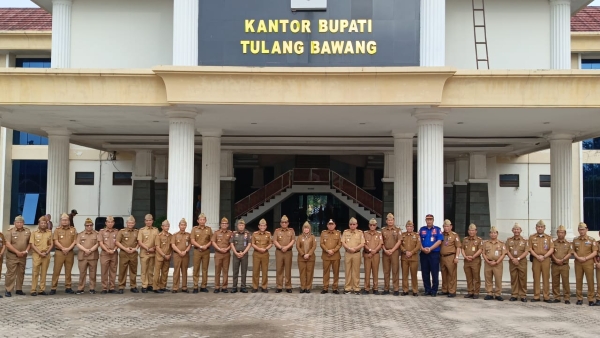 Hari Pertama Kerja, Wakil Bupati Tulang Bawang Tancap Gas Pimpin Apel dan Sidak Sejumlah Lokasi