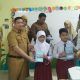 Sambut Ramadhan, SDN 129 Palembang Bagikan Buku Jurnal dan Santap Siang Gratis