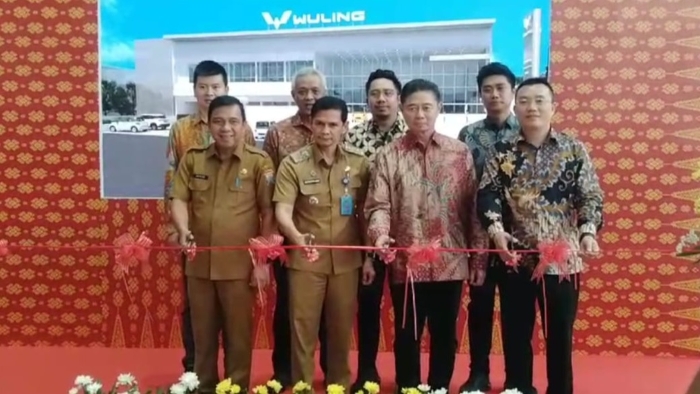 Wuling Motors Resmikan Dealer Baru di Palembang dengan Konsep 3S dan Identitas Silver Logo
