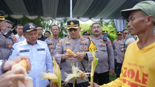 Polres Probolinggo Kota Dukung Swasembada Pangan dengan Panen Raya Jagung