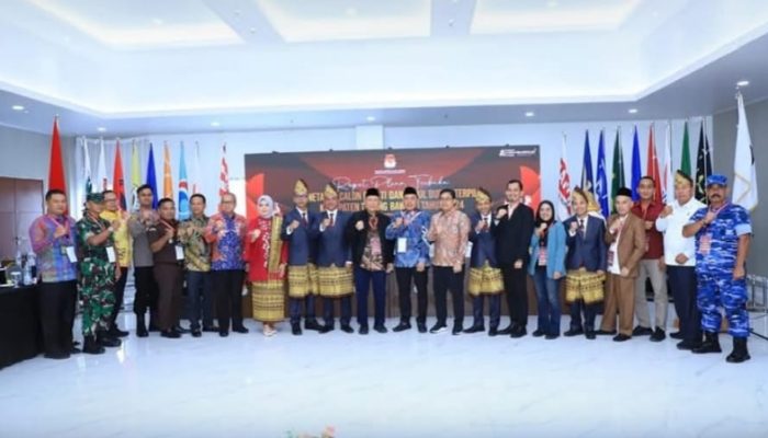 Pj Bupati Tulang Bawang Ferli Yuledi Hadiri Rapat Pleno KPU, Ucapkan Selamat kepada Paslon Terpilih