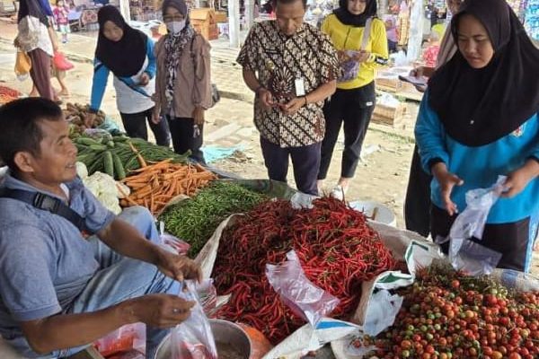 Pemantauan Pasar Tradisional untuk Pengendalian Harga Pangan Menjelang Ramadhan dan Idul Fitri