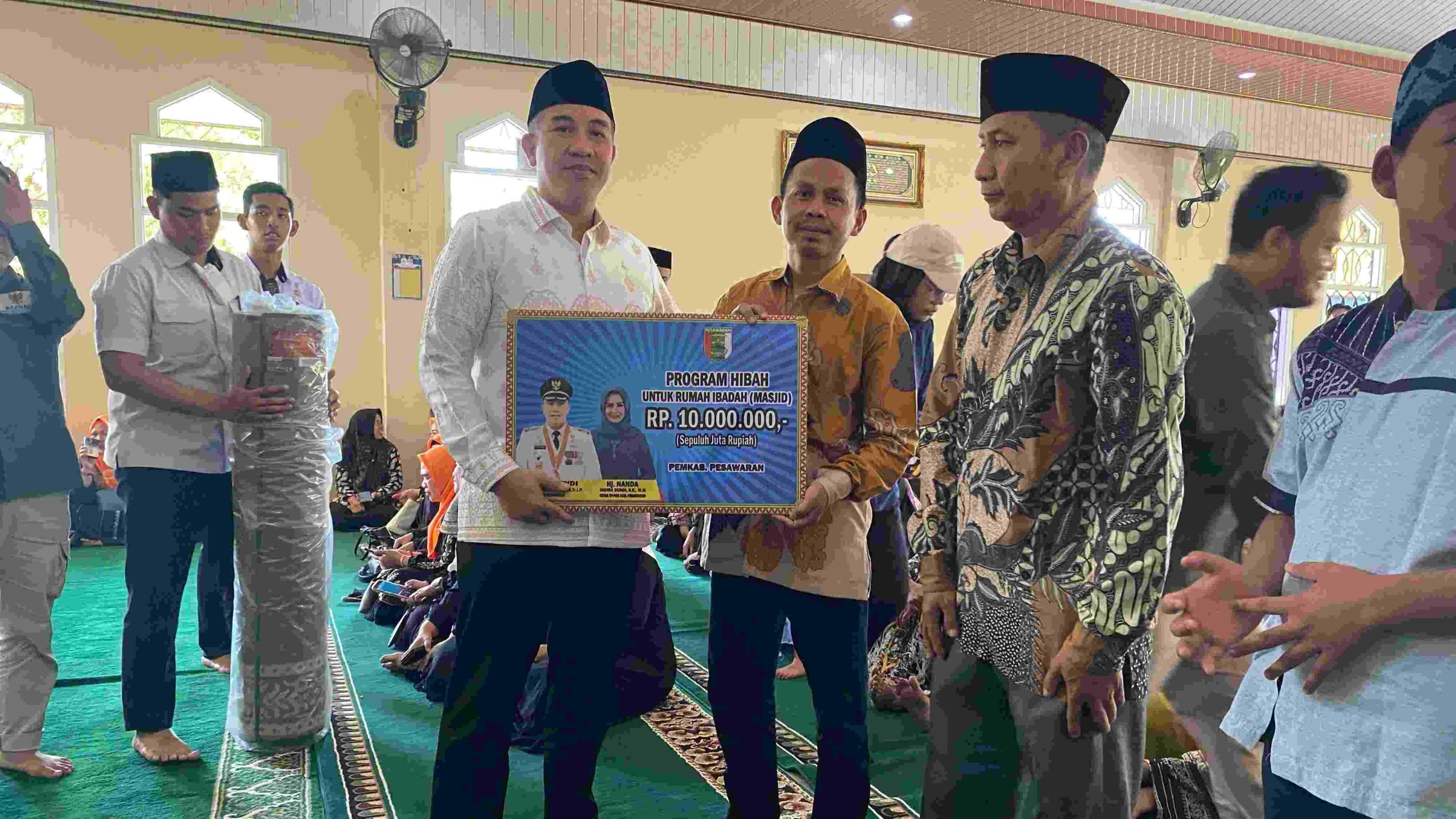 Bupati Pesawaran Gelar Silaturahmi Ramadan di Kedondong, Salurkan Beragam Bantuan