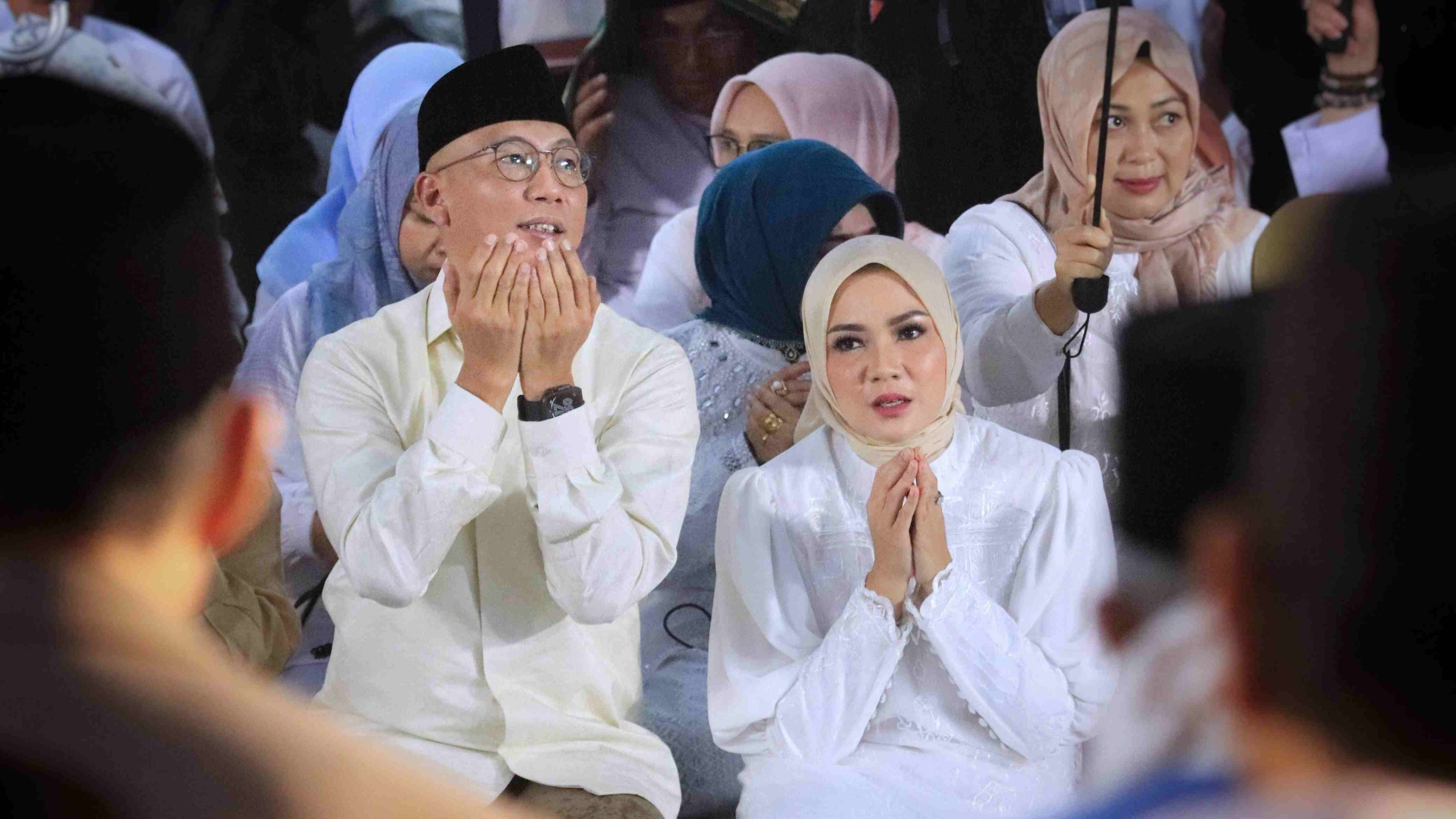Ribuan Warga Lampung Padati Lampung Bersholawat, Peringati Nuzulul Quran dan HUT ke-61 Provinsi Lampung