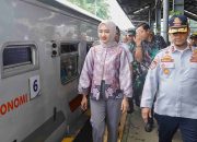 Wagub Jihan Lepas Ribuan Pemudik Gratis Naik Kereta
