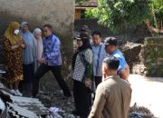 Eva Dwiana: Bantu Pendidikan Anak Korban Longsor