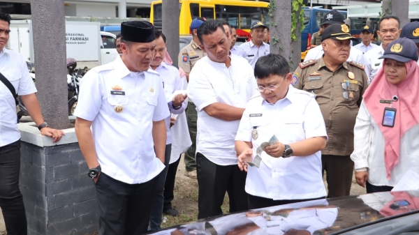 Bupati Pesisir Barat Sidak Kendaraan Dinas, Temukan Banyak Randis Tak Terawat