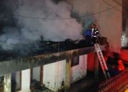 Korsleting Listrik Diduga Picu Kebakaran Gedong Meneng