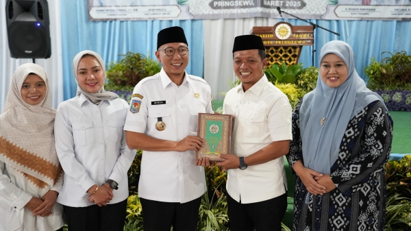 Gubernur Rahmat Mirzani Gelar Safari Ramadan di Pringsewu, Perkuat Sinergi Pembangunan Daerah
