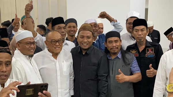 Momen Spesial Ramadan: Ical Hadir di Masjid Al Bakrie