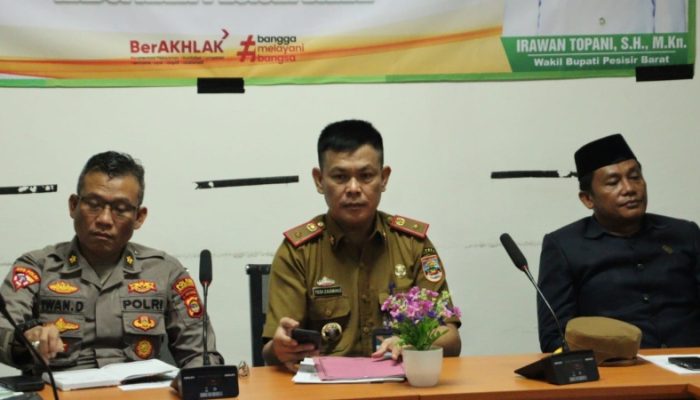 Pj Sekda Pesibar Buka Rapat TPID, Antisipasi Lonjakan Harga Jelang Ramadhan dan Idul Fitri