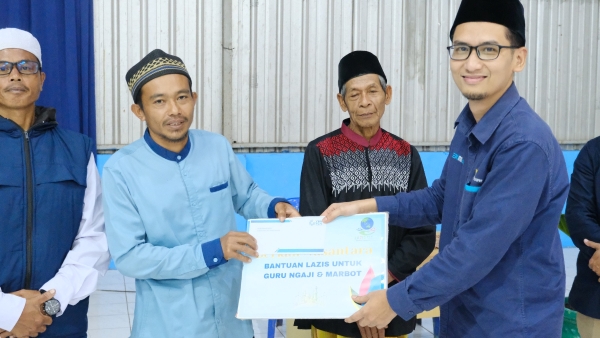 PLN Nusantara Power UP Bandar Lampung Salurkan Santunan untuk Dhuafa di Safari Ramadhan