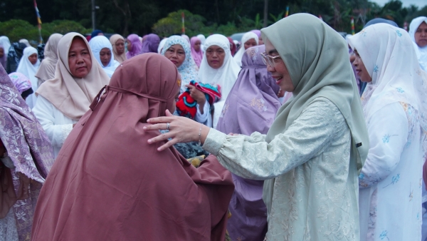 Plt Bupati Way Kanan Sampaikan Selamat Idul Fitri, Ajak Pererat Silaturahmi
