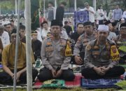 Kapolres Pesisir Barat Gelar Shalat Idul Fitri dan Halal Bihalal Bersama Forkopimda