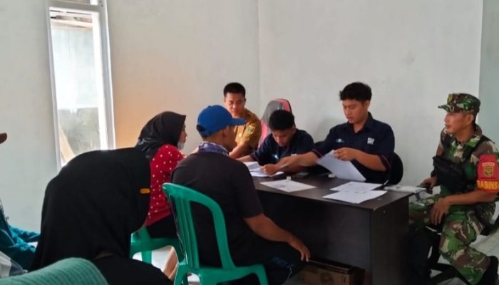Polsek Pematang Sawa Kawal Penyaluran Bansos PKH dan BPNT di Delapan Pekon