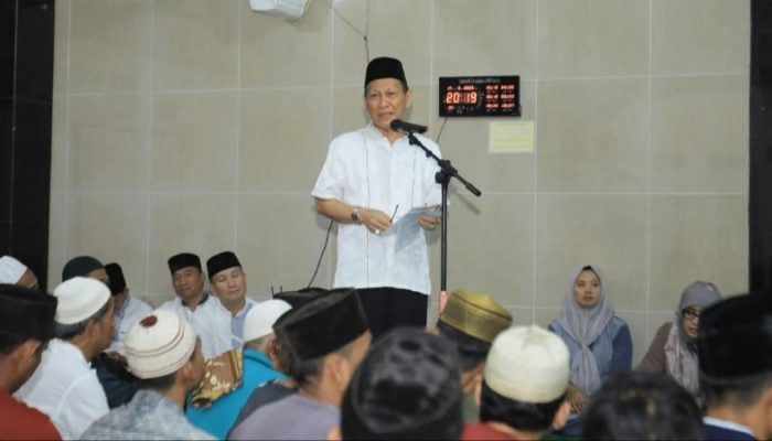 Bupati Tulang Bawang Gelar Tarawih dan Beri Kultum di Rutan Menggala, Ajak Warga Binaan Introspeksi Diri