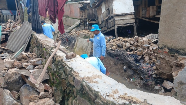 Talud Ambruk Hambat Saluran Air, Kota Bandar Lampung Percepat Perbaikan