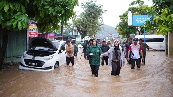 Evakuasi dan Bantuan Banjir Panjang, Wali Kota Desak Tindakan Pelindo