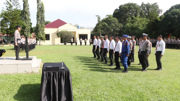 101 Polisi Banyuasin Terima Penghargaan Atas Prestasi Ungkap Kasus dan Dedikasi Tugas