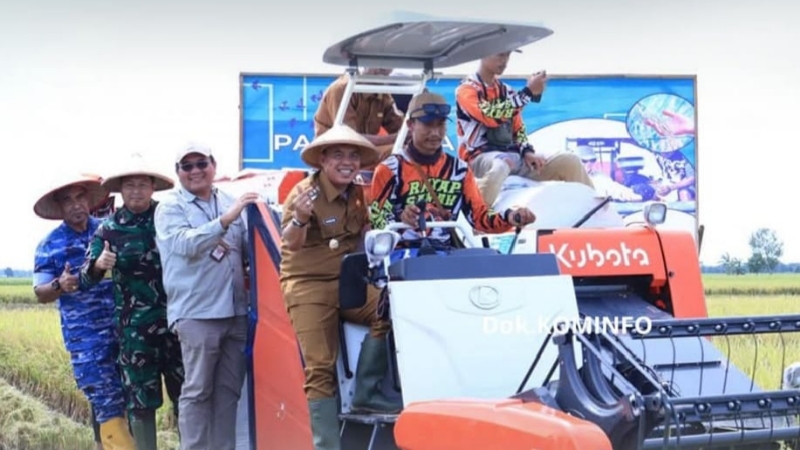 Panen Raya Padi Serentak di 14 Provinsi, Tulang Bawang Catat Hasil Memuaskan