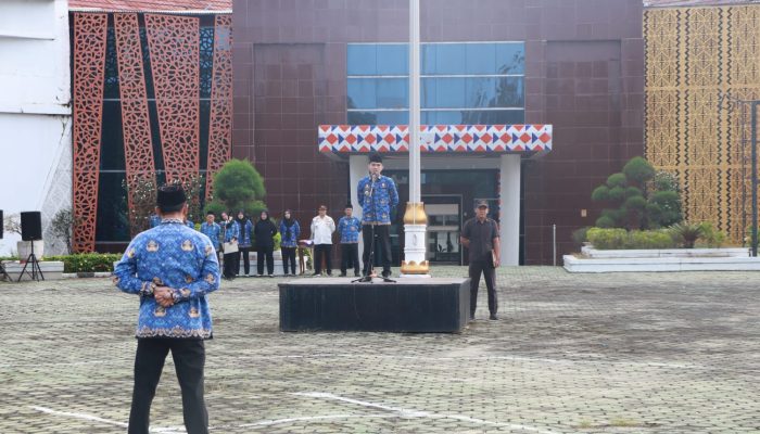 Pemerintah Way Kanan Gelar Apel Bulanan, Pj. Sekda Ajak ASN Dukung Indonesia Emas 2045