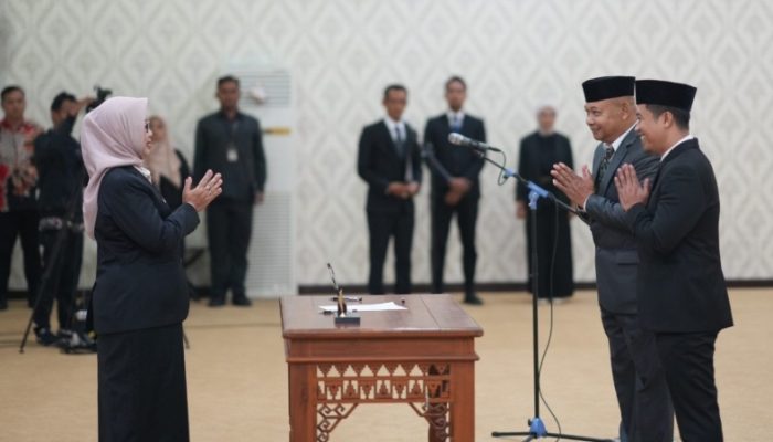 Rektor Unila Rombak Kabinet: Tiga Pejabat Baru Dilantik
