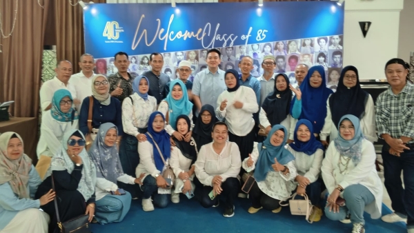 4 Dekade Berlalu, Alumni Spensa 85 Eratkan Kembali Tali Silaturahmi di Palembang