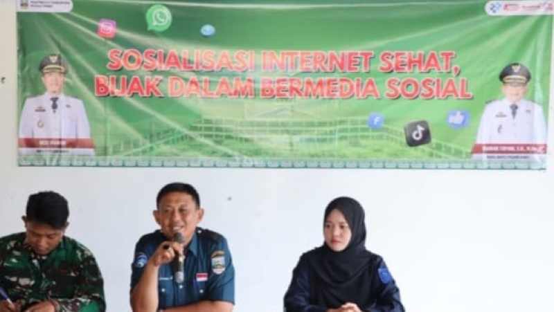 Cegah Pencemaran Nama Baik, Diskominfotiksan Pesisir Barat Gelar Sosialisasi Internet Sehat