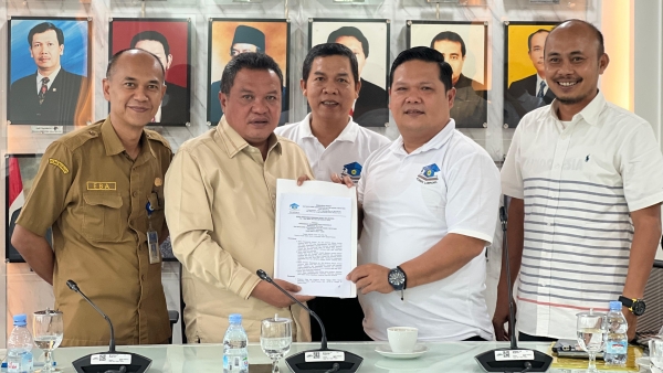 Mohammad Hatta Resmi Pimpin IKA UNTIRTA Lampung
