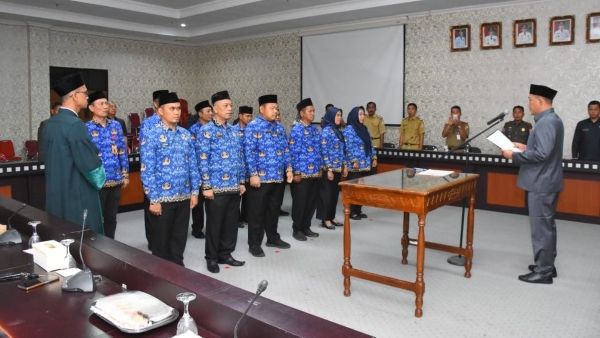 Dorong Ekonomi, Tubaba Lantik 12 Pejabat Fungsional Bidang Investasi