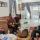Wakil Bupati Aceh Utara, Tarmizi Panyang, menerima audiensi perwakilan Komunitas Gusuran Industri Fertilizer (KGIF) di pendopo bupati, Lhokseumawe.