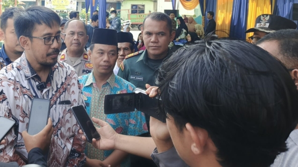 PT Bukit Asam Tbk Salurkan 26 Sapi Kurban untuk Warga Ring 1 Kertapati