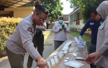 Polres Probolinggo Kota Gelar Tes Urine Mendadak untuk Cegah Narkoba di Kalangan Anggota