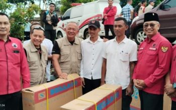Kepala Baguna PDIP Salurkan Bantuan Kursi Roda di Pringsewu dalam Rangka Bulan Bakti Bung Karno