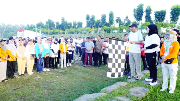 Wabup Ajak Bidan Tubaba Perkuat Peran Atasi Stunting di Hari Jadi IBI