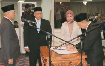 Gubernur Mirza Lantik Marindo Kurniawan, Sekda Termuda Lampung