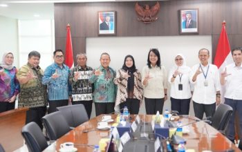 Atasi Banjir dan Air Bersih, Walikota Eva Dwiana Audiensi dengan Wamen PU