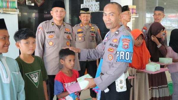 Khidmat dan Penuh Makna, Polres Tanggamus Gelar Doa Bersama 1 Muharam dan Santuni Anak Yatim