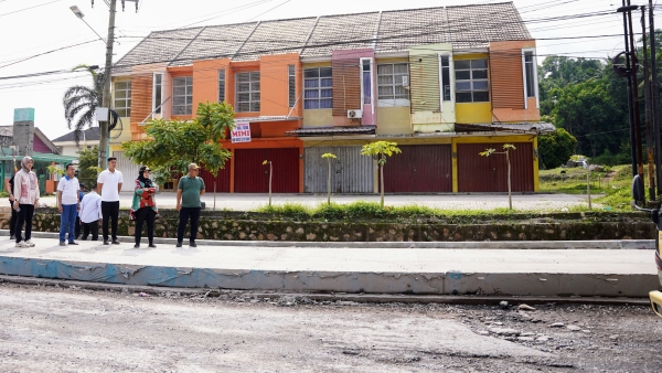 Pemkot Bandar Lampung Mulai Cor Beton Jalan Teuku Cik Ditiro Kemiling