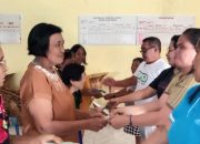 29 KPM Pempalaraeng Terima BLT Dana Desa, Kapitalaung Tekankan Pemanfaatan Sesuai Kebutuhan
