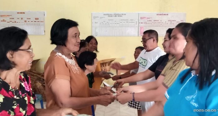 29 KPM Pempalaraeng Terima BLT Dana Desa, Kapitalaung Tekankan Pemanfaatan Sesuai Kebutuhan