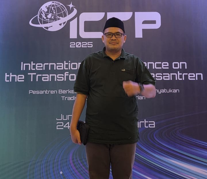 Pengasuh Pondok Pesantren Bina Cendekia Luhur, Dr. H. Abdurahman, M.Ed., menghadiri International Conference on the Transformation of Pesantren (ICTP) 2025 di Hotel Grand Sahid Jaya, Jakarta.