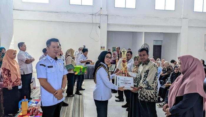 Bupati Ayu Dorong Literasi Digital sebagai Kunci Pemberdayaan Masyarakat