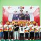 Wali Kota Bandar Lampung, Hj. Eva Dwiana, bersama Kapolresta dan jajaran Forkopimda Kota Bandar Lampung berfoto bersama usai membuka secara resmi Turnamen Badminton Kapolresta Cup 2025 di GOR Gemilang, Teluk Betung Barat, Rabu (11/6/2025).